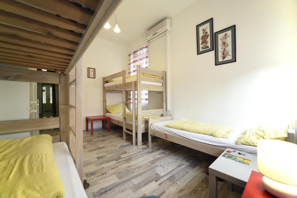 Hostel Temza Zagreb Ngoại thất bức ảnh